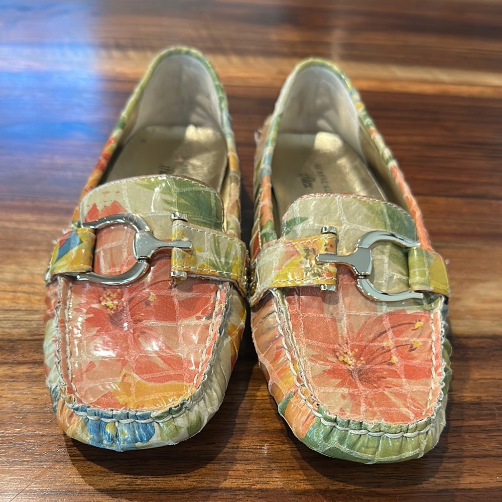 Anne Klein Vibrant Pattern Flats with Gold Insole